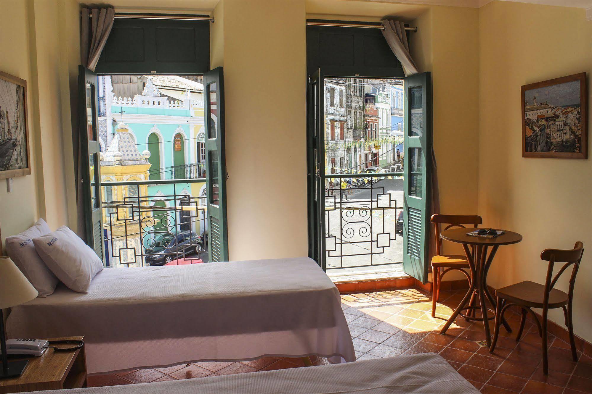 Hotel Cruz Do Pascoal Salvador Bagian luar foto